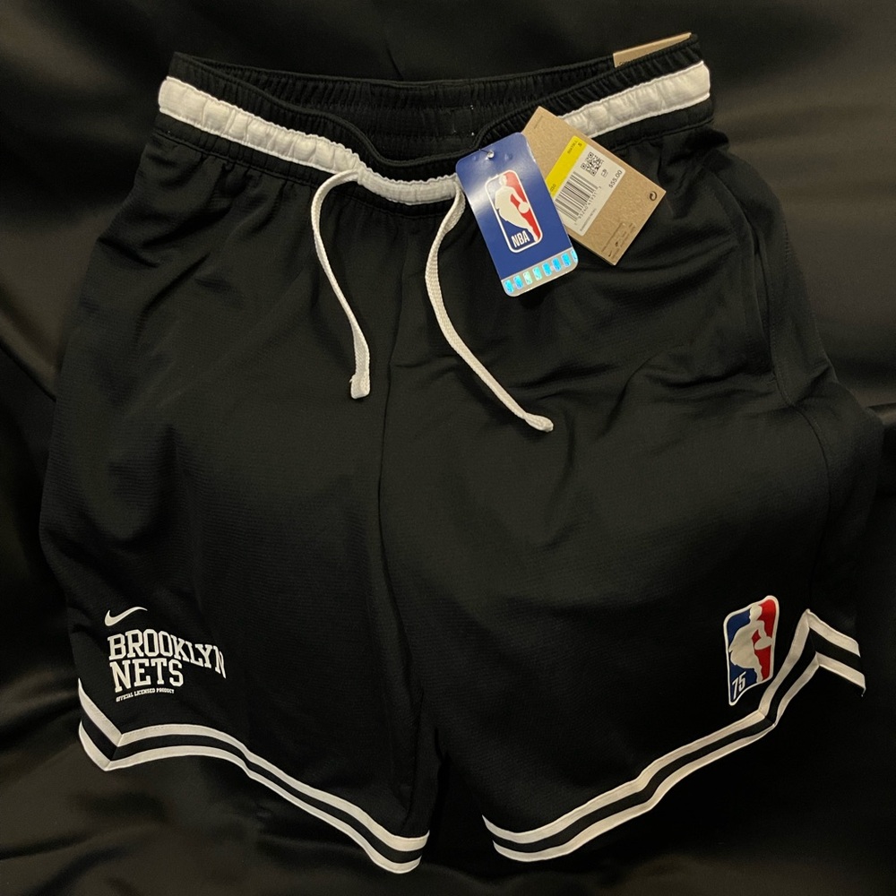 Men’s Nike Basketball Shorts Brooklyn Nets 75th anniversary size Small